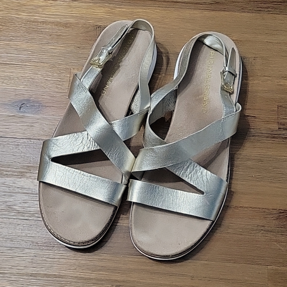 COLE HAAN ORIGINAL BRAND Gold Leather Adjustable Slingback Sandals 10B